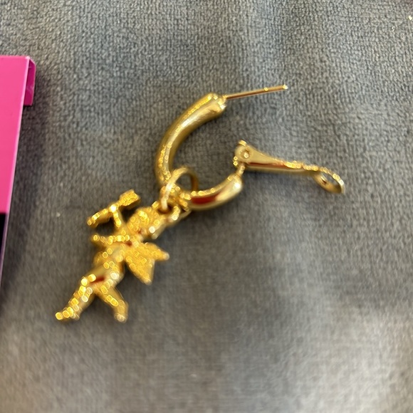 Cherub Charm on 3/4” Elongated Hoop Earrings-boutique - Picture 5 of 6